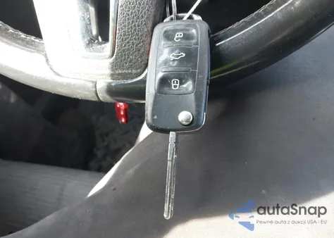 2014 Volkswagen Tiguan S из США, поврежденный, VIN WVGBV3AX7EW596246